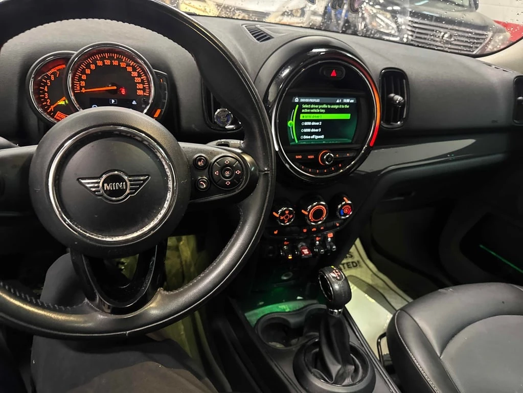 Mini Countryman * Cooper * CARFAX * ���� �� �� | Mobile.bg � ����������� 9