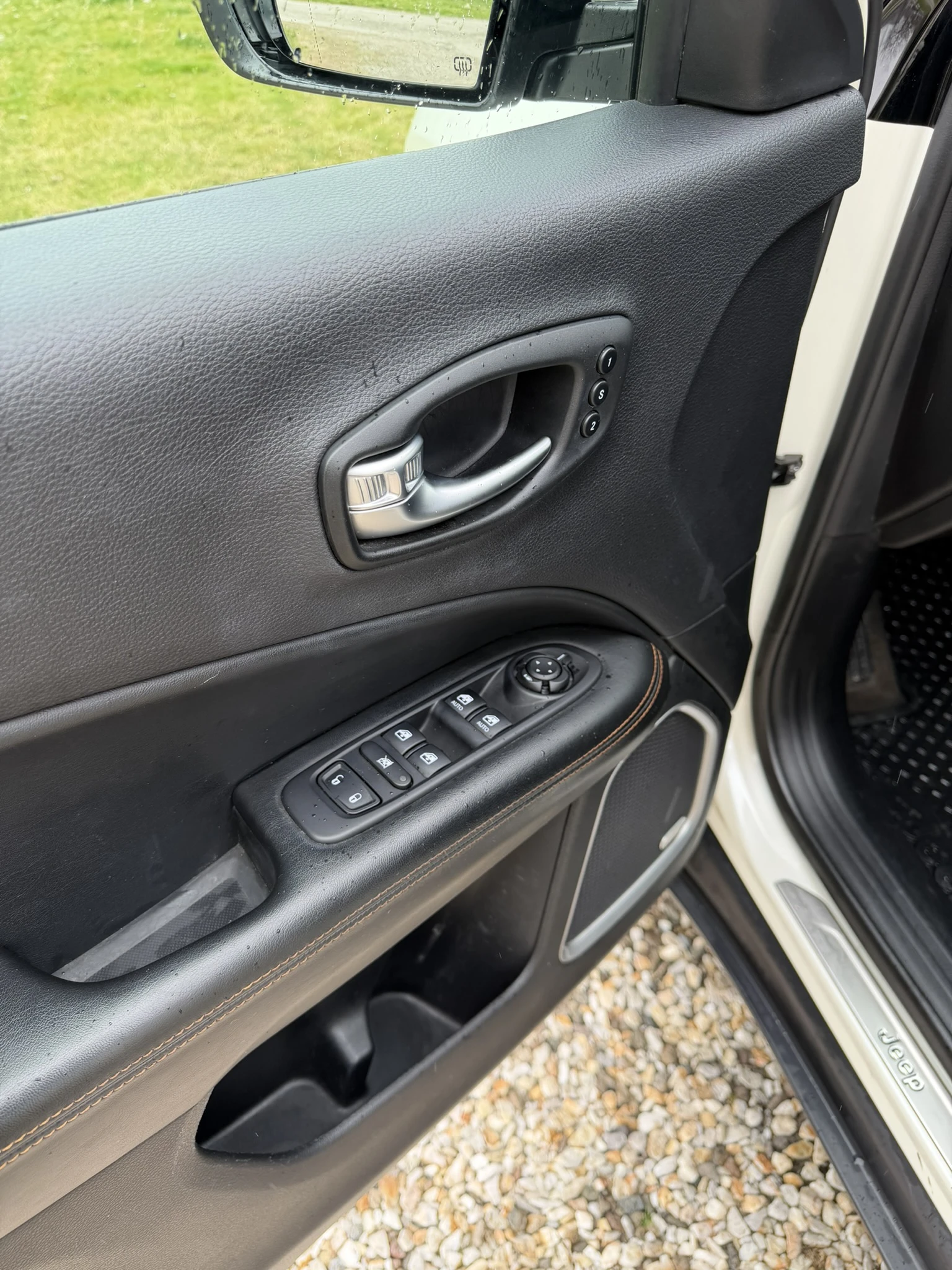 Jeep Compass 2.0D 4X4 LIMITED, снимка 7 - Автомобили и джипове - 53934119