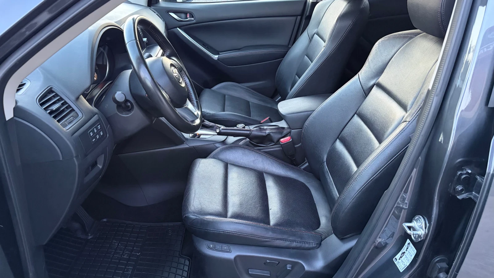 Mazda CX-5 2.0i* 158hp* 4x4* Швейцария, снимка 8 - Автомобили и джипове - 54840527