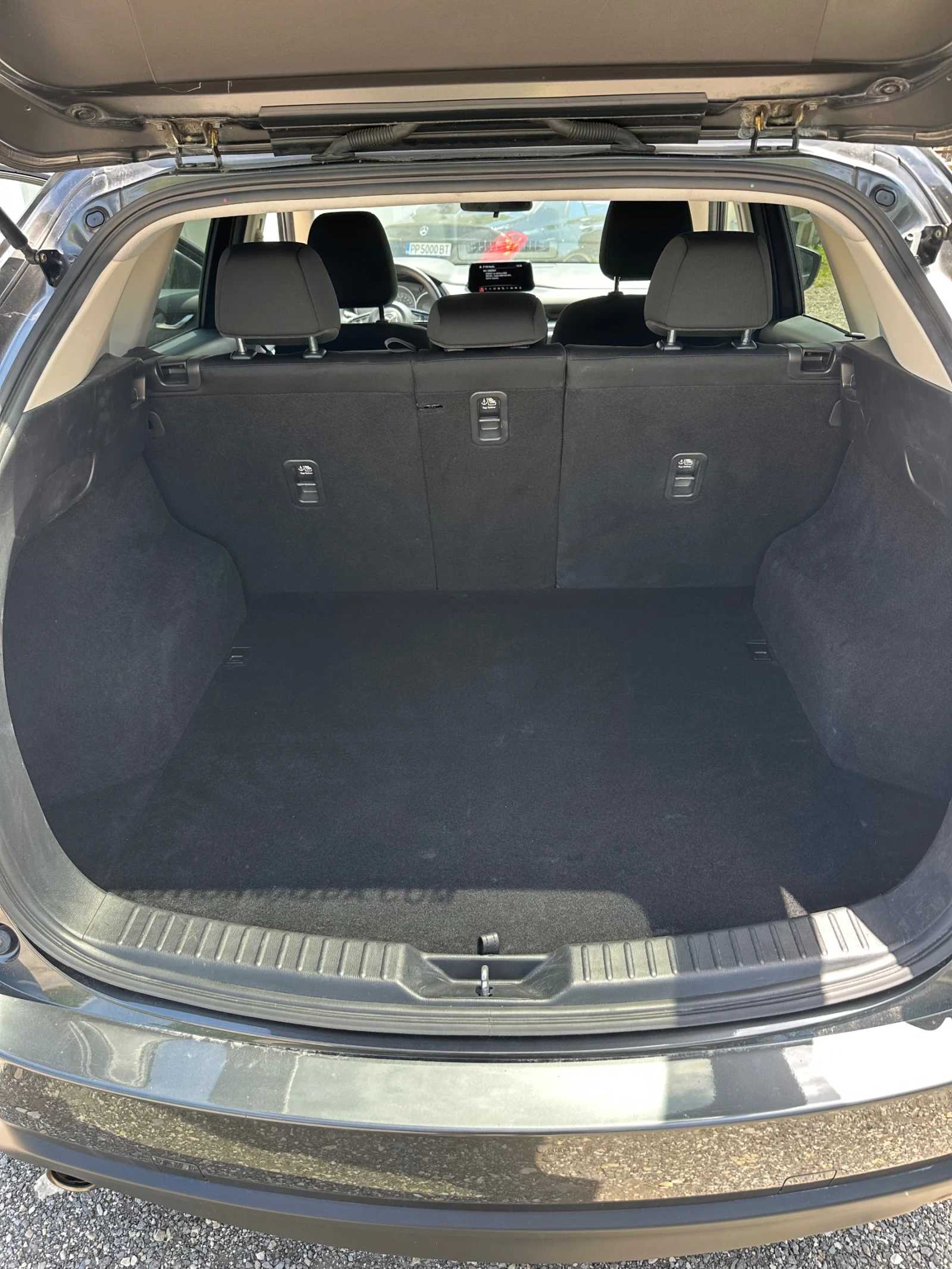 Mazda CX-5 2.5 i SKYACTIV G, снимка 11 - Автомобили и джипове - 55030710