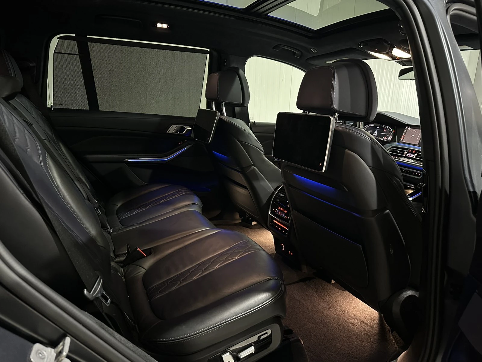 BMW X7 40i xDrive M Package, снимка 11 - Автомобили и джипове - 55092252