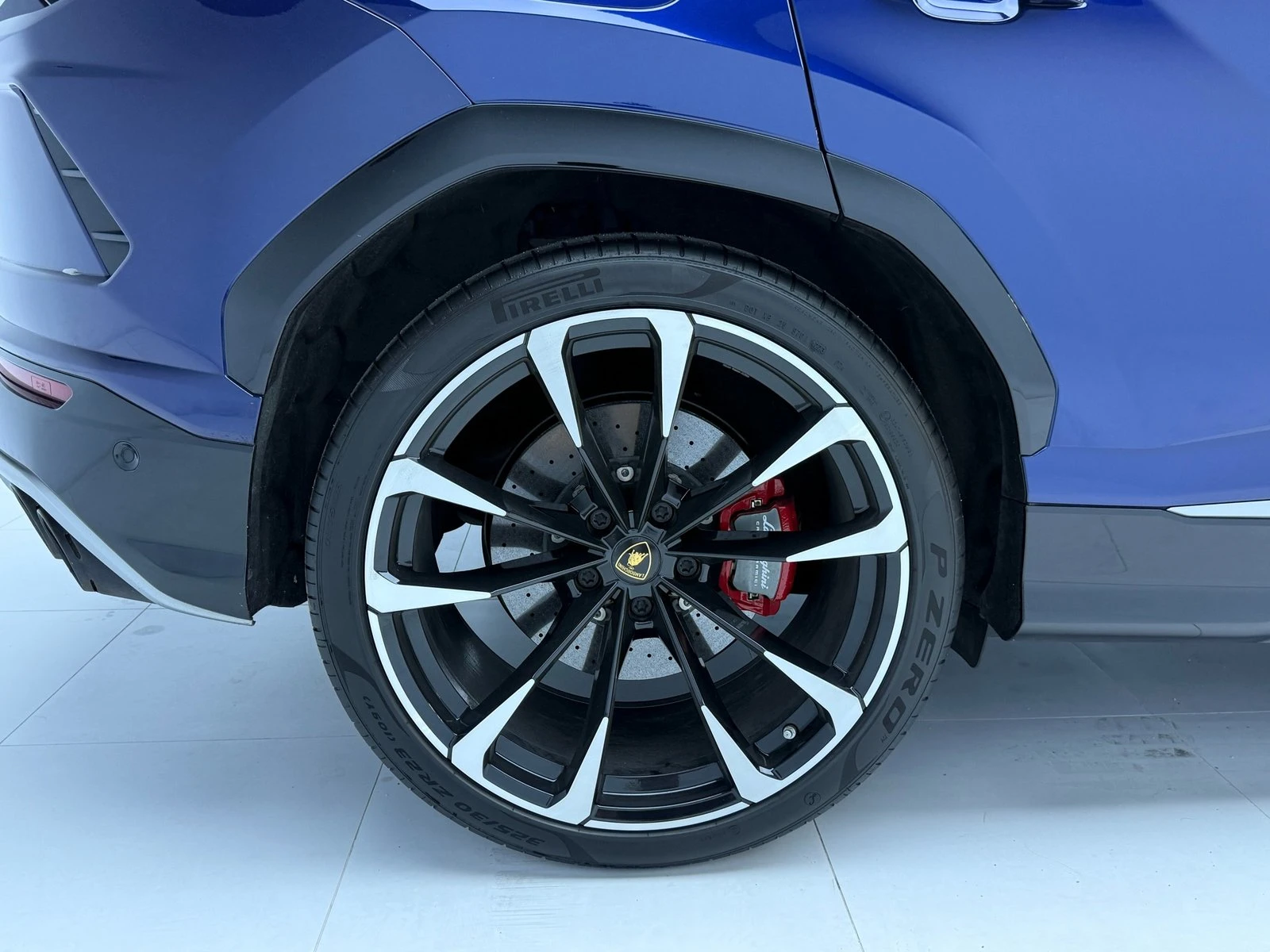 Lamborghini Urus 360* KEYLESS* ПОДГРЕВ ВОЛАН* КРАЙНА ЦЕНА, снимка 9 - Автомобили и джипове - 55336492
