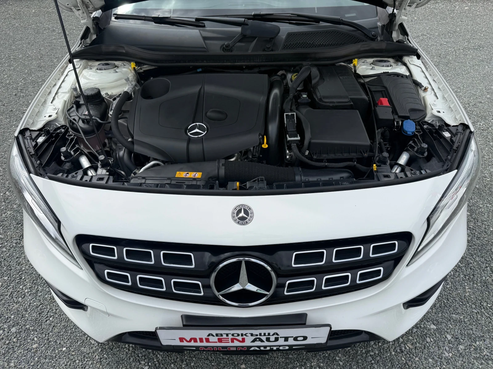 Mercedes-Benz GLA 200 (KATO НОВА)^(4-MATIC), снимка 17 - Автомобили и джипове - 55406753