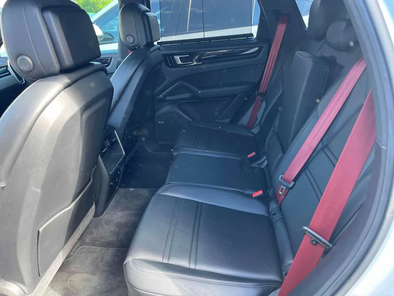 Porsche Cayenne * AWD * CARFAX * ОПЦИЯ ЗА ФИНАНСИРАНЕ , снимка 14 - Автомобили и джипове - 55438265