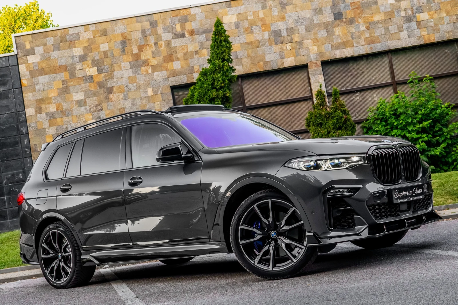 BMW X7 M50I* X-DRIVE* PANORAMA* 3xTV* 7SEATS* HARMAN, снимка 7 - Автомобили и джипове - 55494813