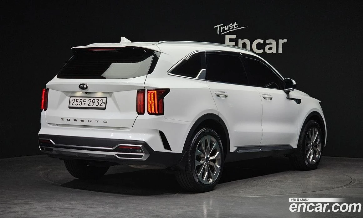 Kia Sorento Diesel 2.2 2WD Noblesse, снимка 2 - Автомобили и джипове - 56096149