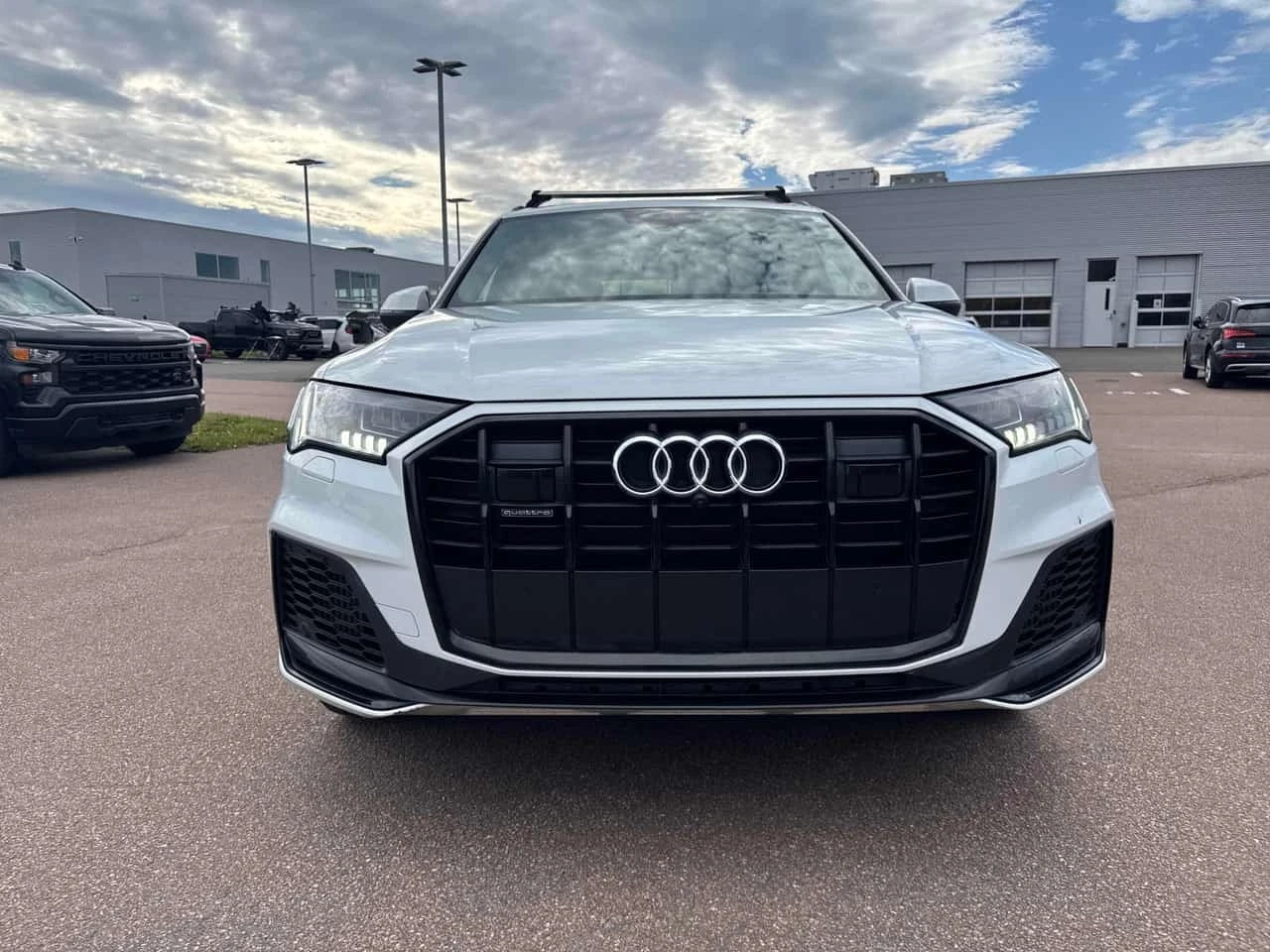 Audi Q7 Technik/ДИСТР/360/ХЕДЪП/ОБДУХ/КЛИП/ПРЕДСТАВИТЕЛСТВ, снимка 6 - Автомобили и джипове - 56715176