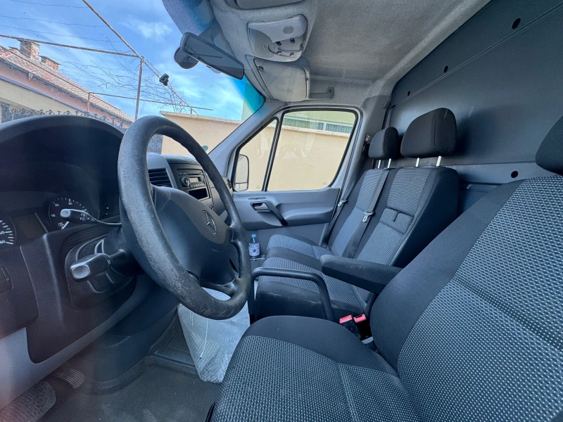 Mercedes-Benz Sprinter 316 Avtomatik, снимка 8 - Бусове и автобуси - 52337306