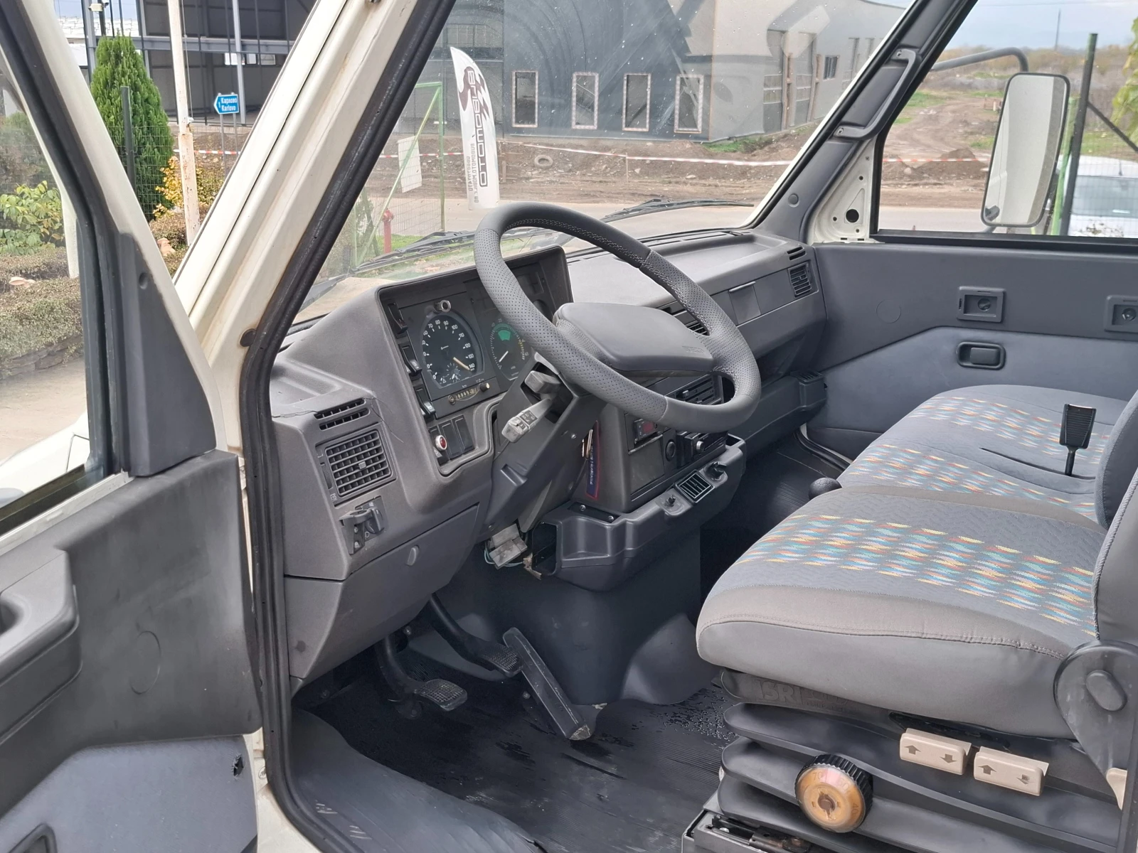 Iveco Daily До3.5т/2.8TD/Клима/Хладилен - изображение 5