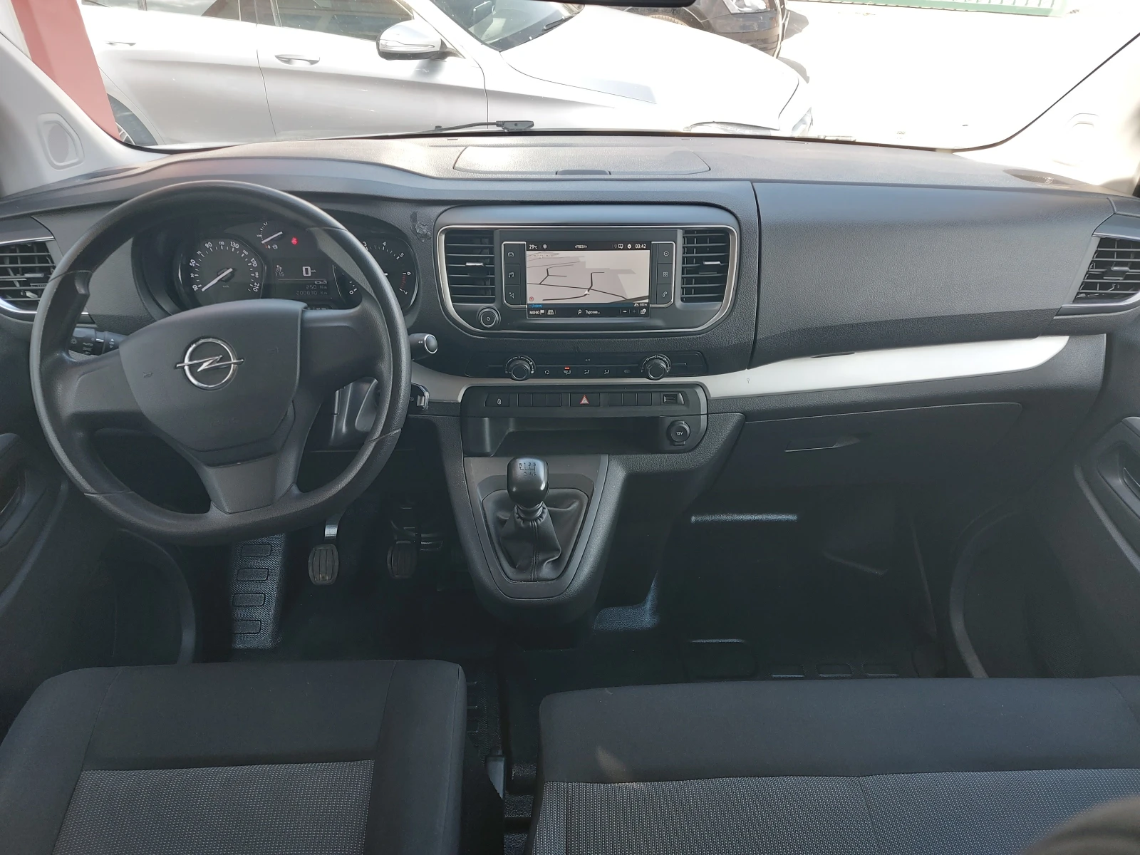 Opel Vivaro C* 2.0 D* 150 к.с.* 6 местен* MAXI* N1* 6 МТ, снимка 10 - Бусове и автобуси - 54343941