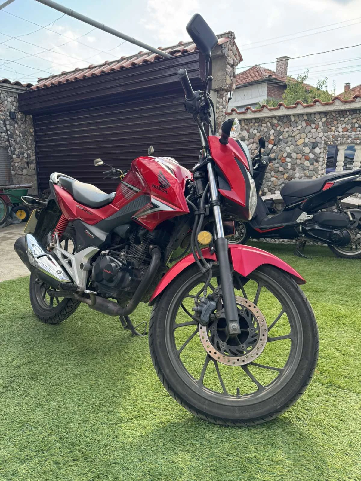 Honda Cb 125F - изображение 5