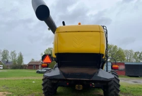 Комбайн New Holland CX880, снимка 12