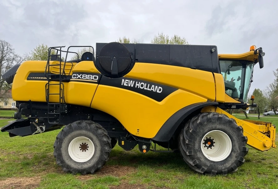 Комбайн New Holland CX880, снимка 2 - Селскостопанска техника - 54918850