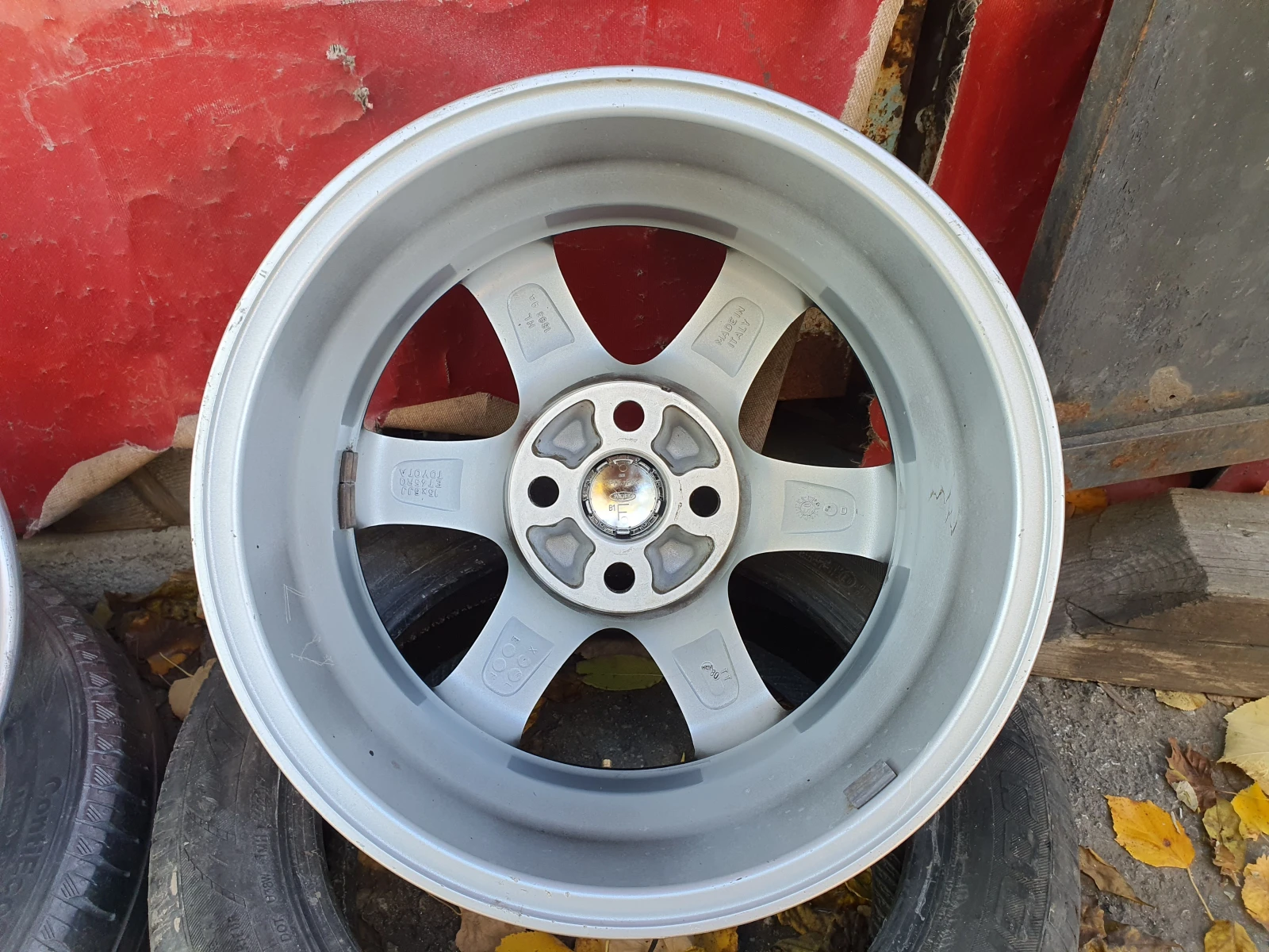   Toyota Corolla | Mobile.bg   11