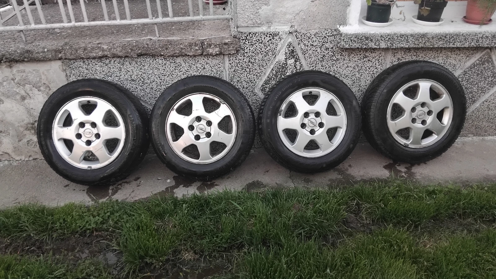 ���� � ������ 195/65R15 | Mobile.bg � ����������� 1