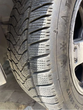 Гуми с джанти Dunlop 235/55R17, снимка 2 - Гуми и джанти - 52878782