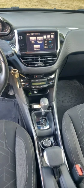 Peugeot 2008, снимка 6