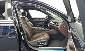 BMW 740 M* SPORT* ОБДУХВАНЕ* ДИСТРОНИК* ХЕДЪП* 360КАМЕРА* , снимка 13