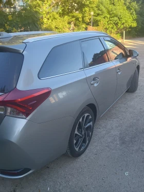 Toyota Auris, снимка 5