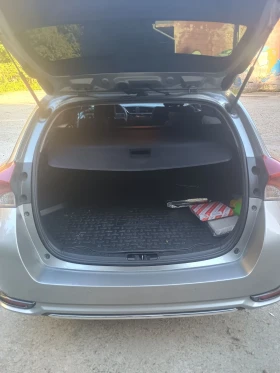 Toyota Auris, снимка 7