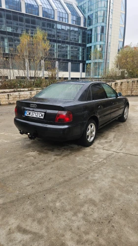 Audi A4 1.8 , снимка 1