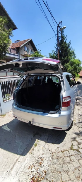 Toyota Avensis verso | Mobile.bg    16
