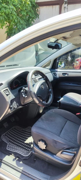 Toyota Avensis verso | Mobile.bg    13