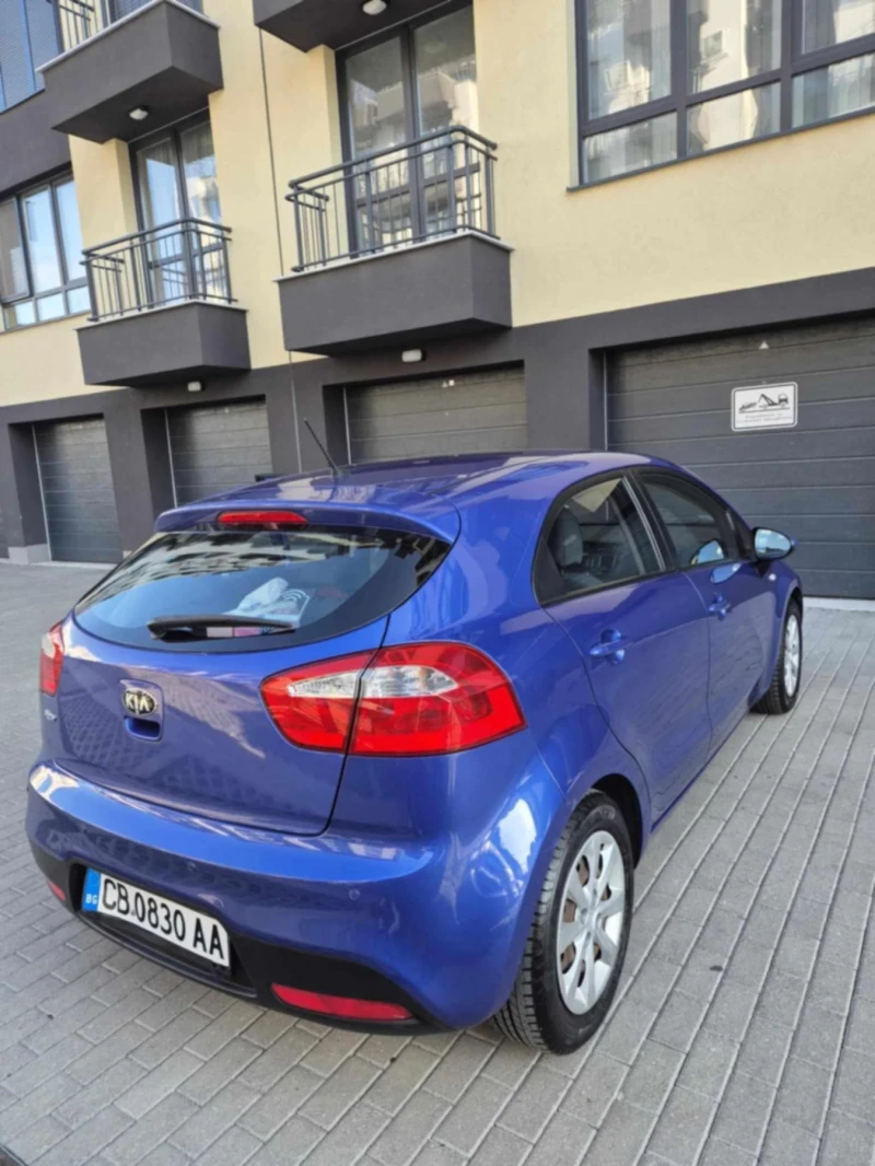 Kia Rio, снимка 2 - Автомобили и джипове - 47678576