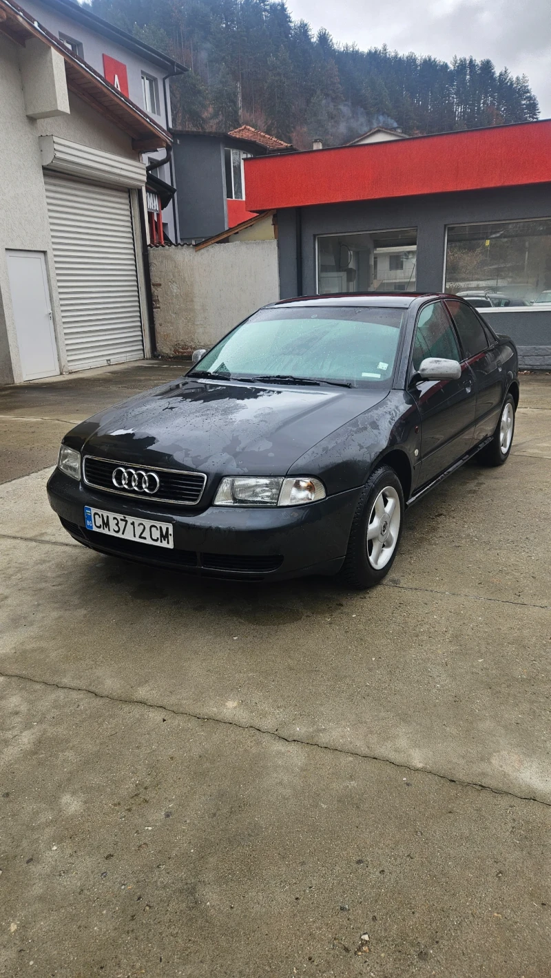 Audi A4 1.8 , снимка 3 - Автомобили и джипове - 47956372