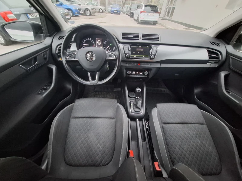 Skoda Fabia 1.4 TDI / 7 DSG, снимка 11 - Автомобили и джипове - 48238306