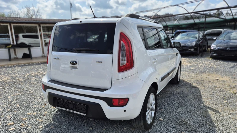 Kia Soul 1.6, снимка 8 - Автомобили и джипове - 49736760