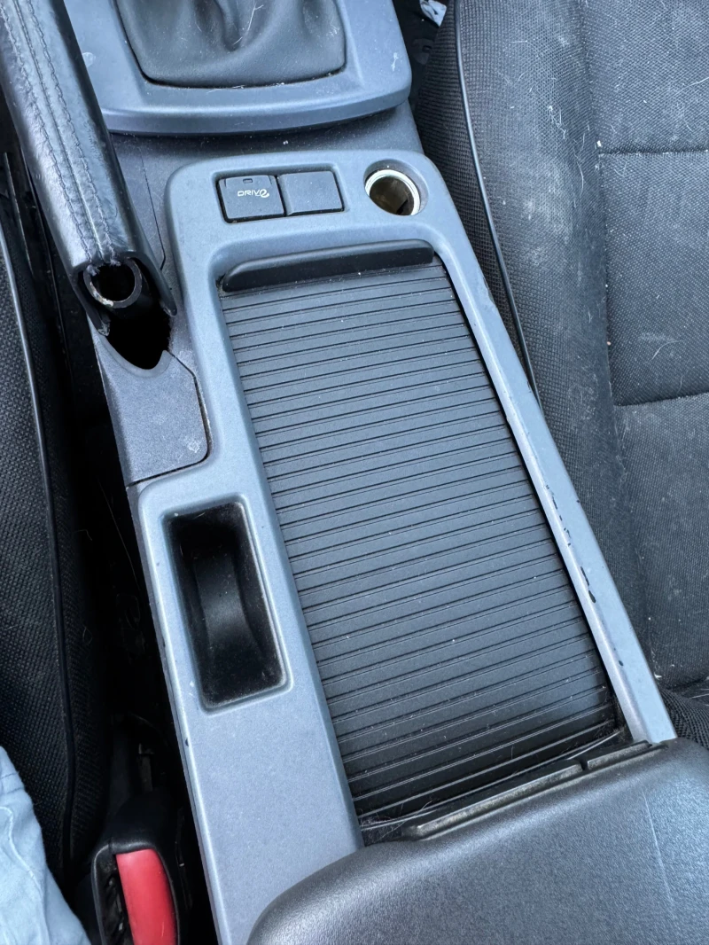 Volvo C30 1.6 116 на части, снимка 16 - Автомобили и джипове - 52558931