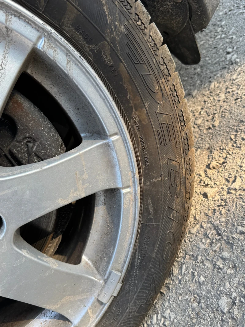 Volvo C30 1.6 116 на части, снимка 13 - Автомобили и джипове - 52558931