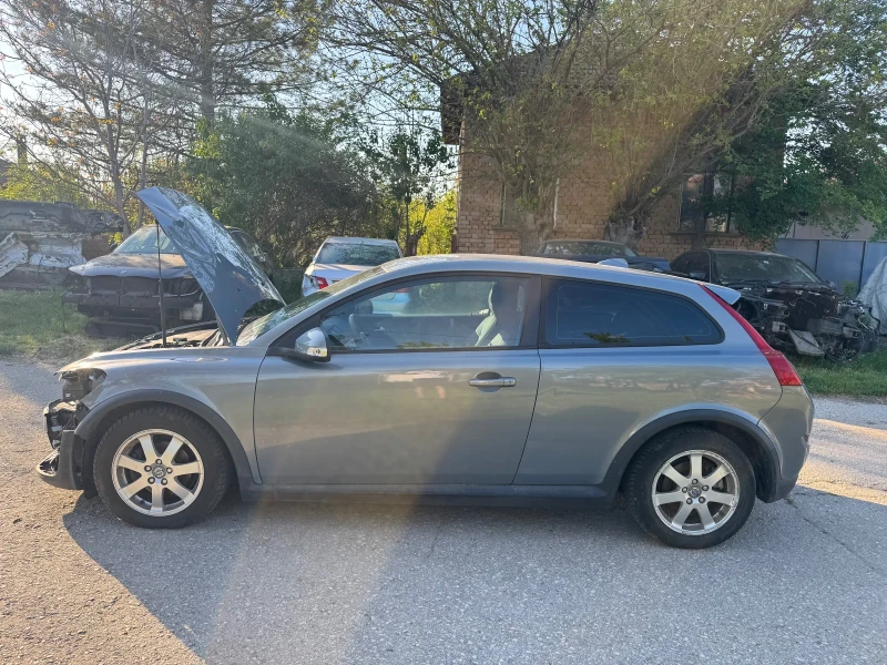 Volvo C30 1.6 116 на части, снимка 11 - Автомобили и джипове - 52558931