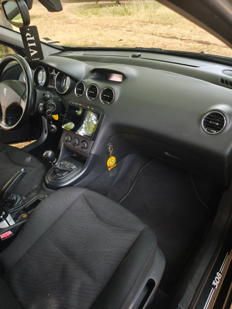 Peugeot 308 1.6 HDI, снимка 13 - Автомобили и джипове - 52285765