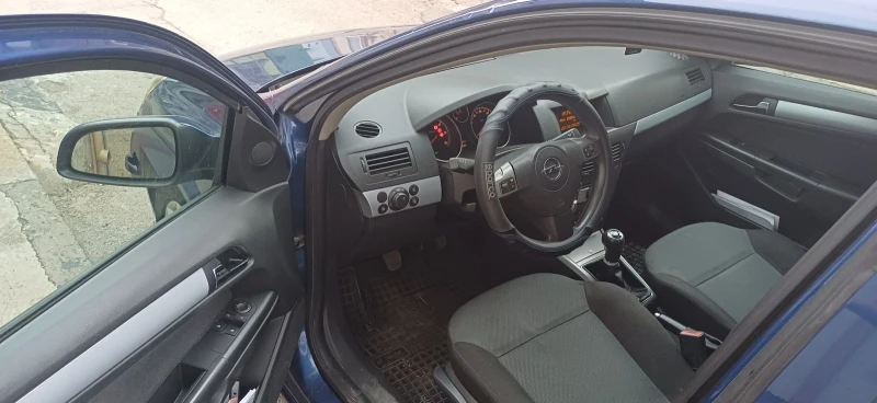 Opel Astra 1.7 cdti, снимка 7 - Автомобили и джипове - 52216843