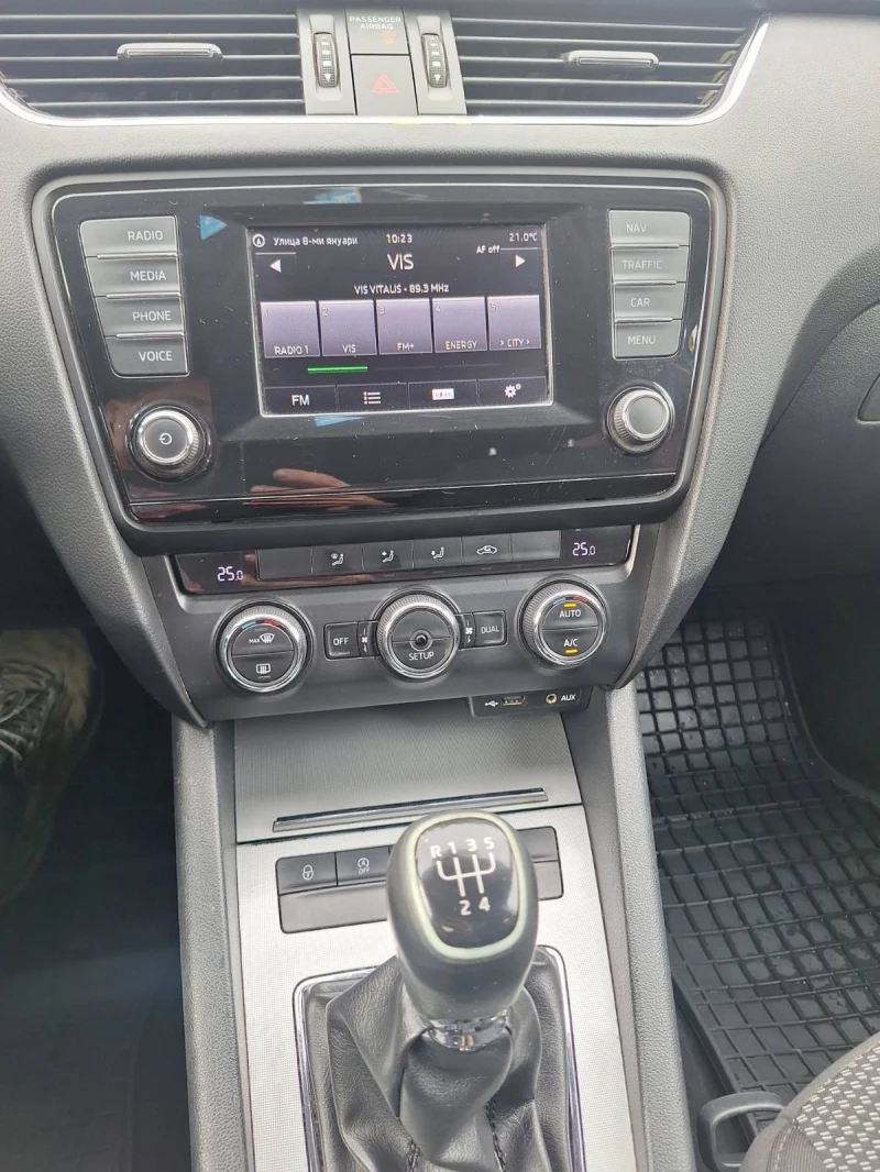 Skoda Octavia, снимка 5 - Автомобили и джипове - 51761189