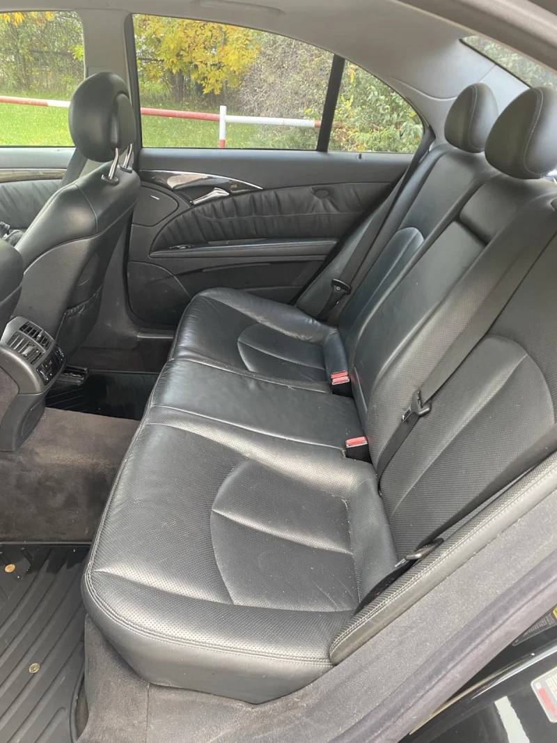 Mercedes-Benz E 320 i., снимка 7 - Автомобили и джипове - 52675590