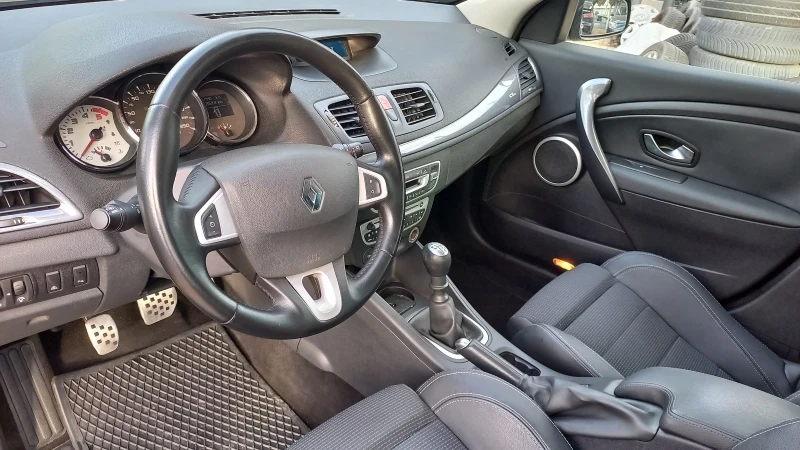 Renault Megane 1, 5dci GT-Line, снимка 8 - Автомобили и джипове - 52544210