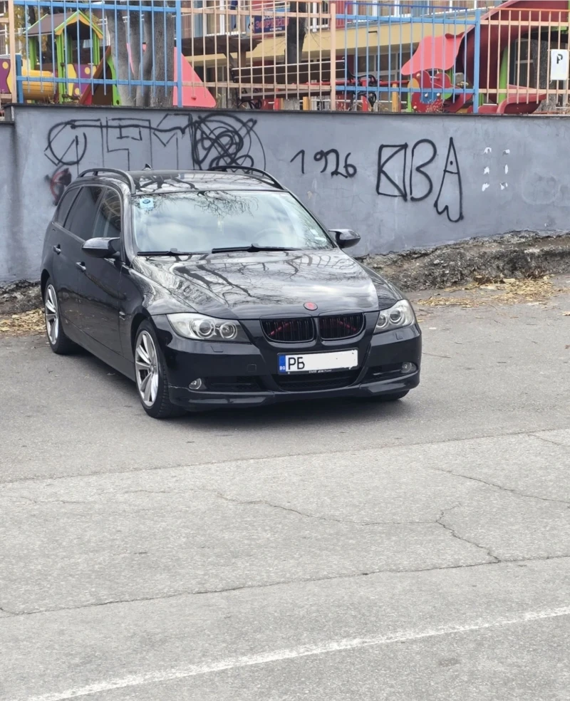 BMW 320 320 163 android car play