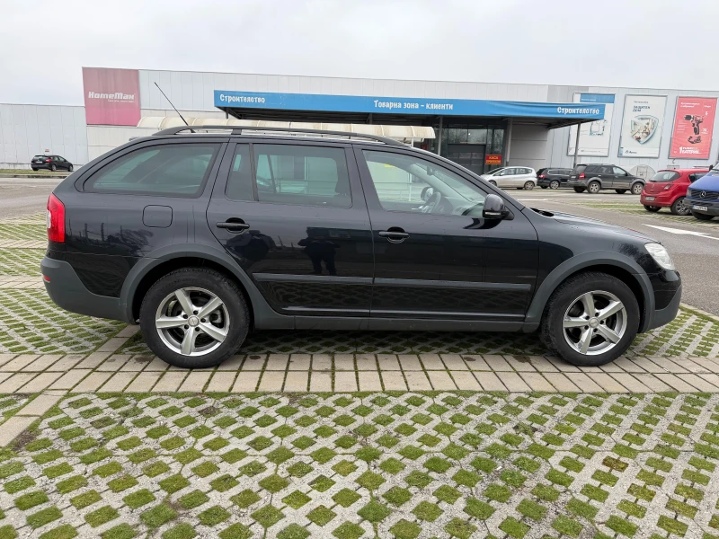 Skoda Octavia SCOUT, снимка 8 - Автомобили и джипове - 53462743