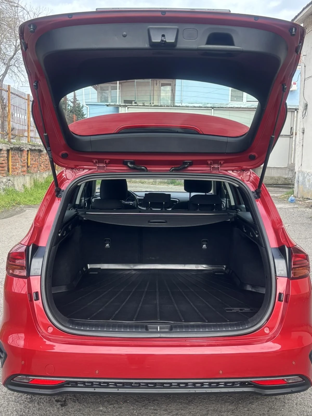 Kia Ceed Комби-1.5-160 кс турбо фейс - изображение 5