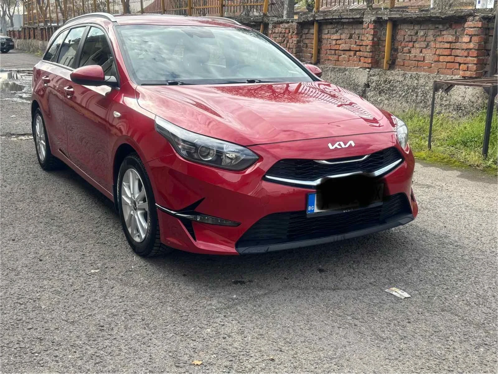 Kia Ceed Комби-1.5-160 кс турбо фейс - изображение 3
