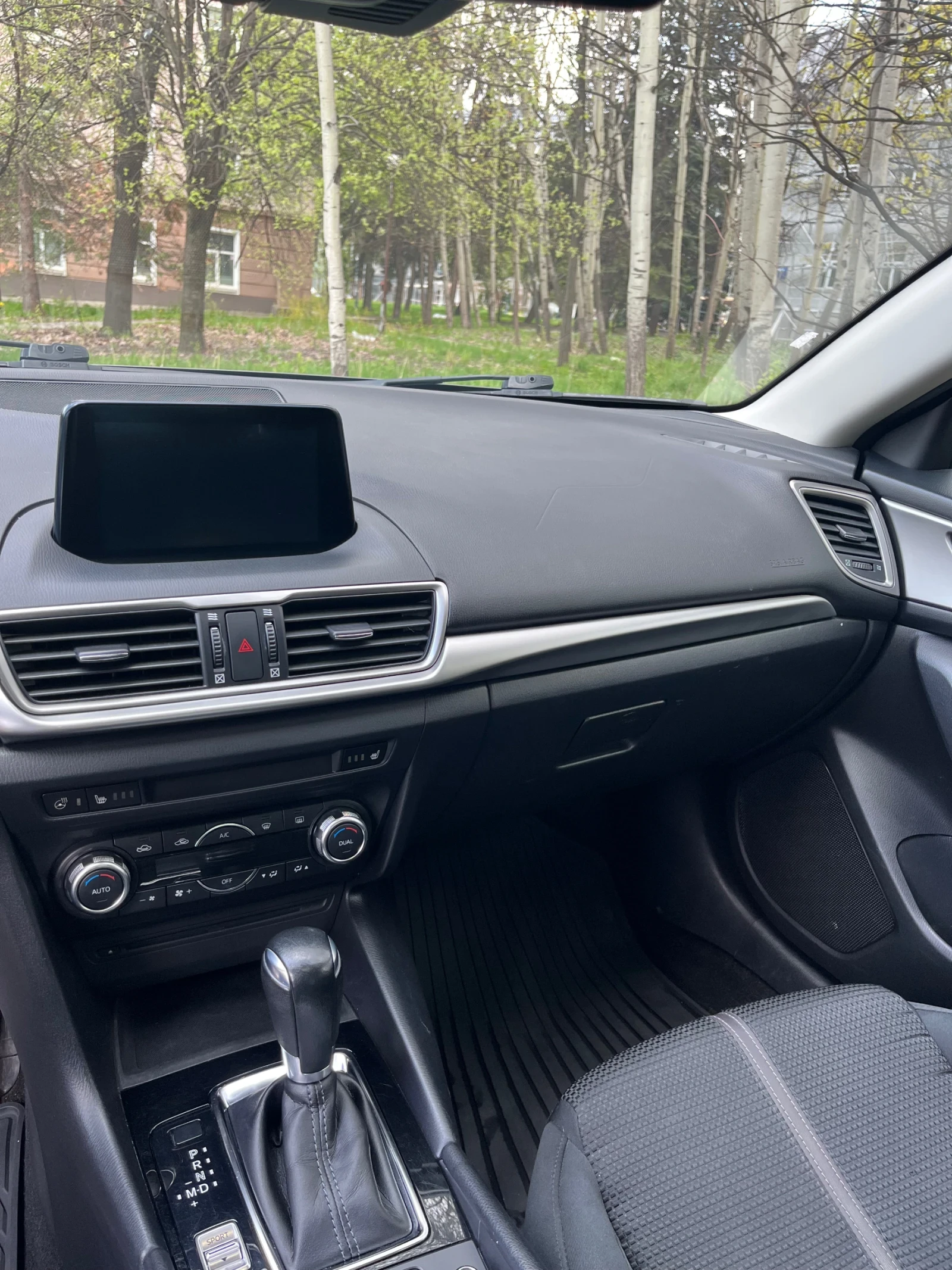 Mazda 3  - изображение 8