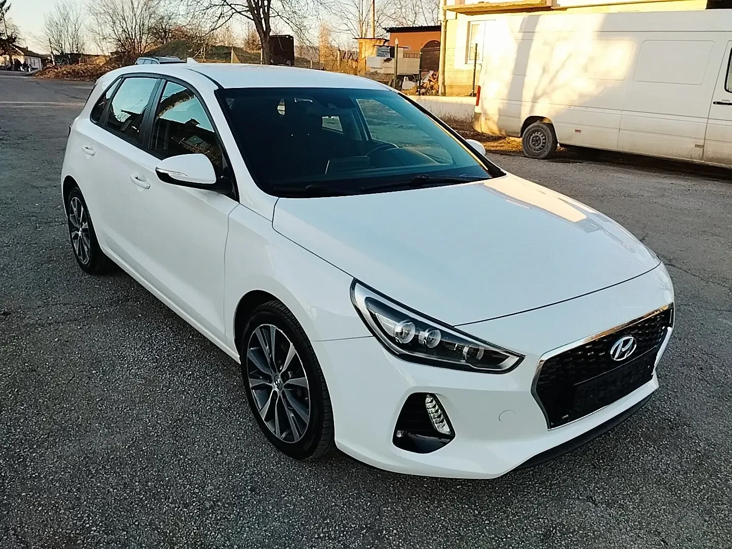 Hyundai I30 1.6crdi - изображение 3