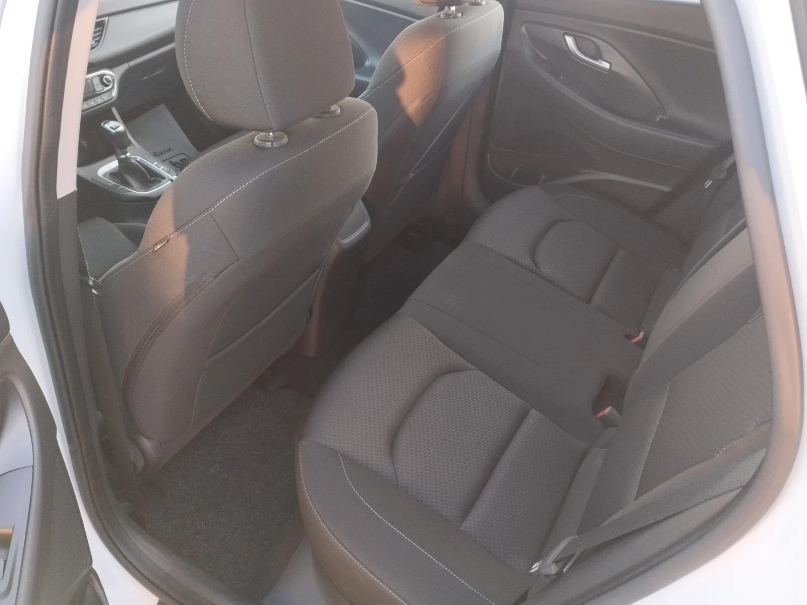 Hyundai I30 1.6crdi - изображение 10