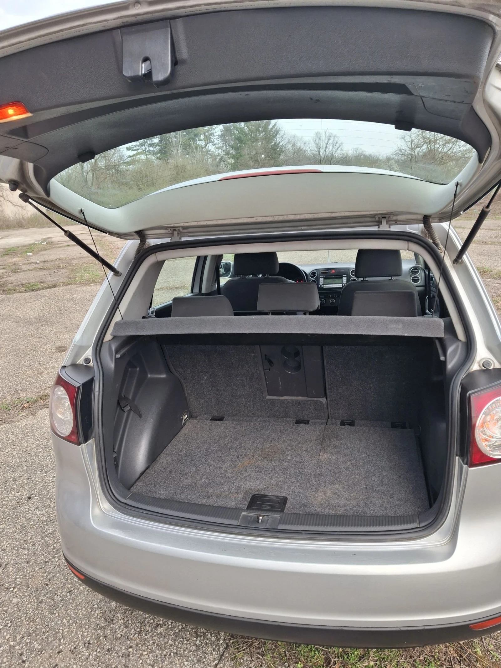 VW Golf Plus 2.0 TDI - изображение 9