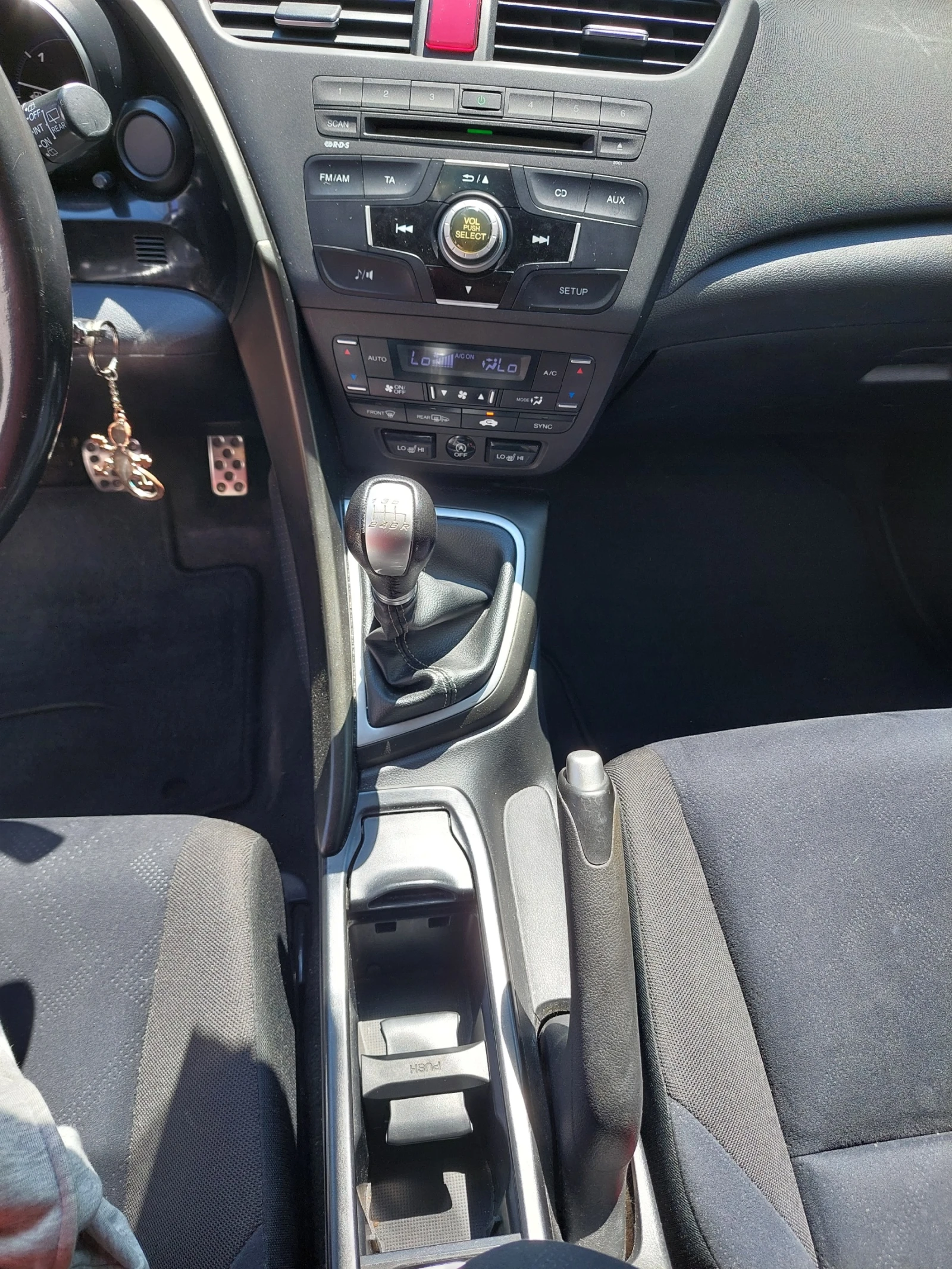 Honda Civic 5DR - изображение 10