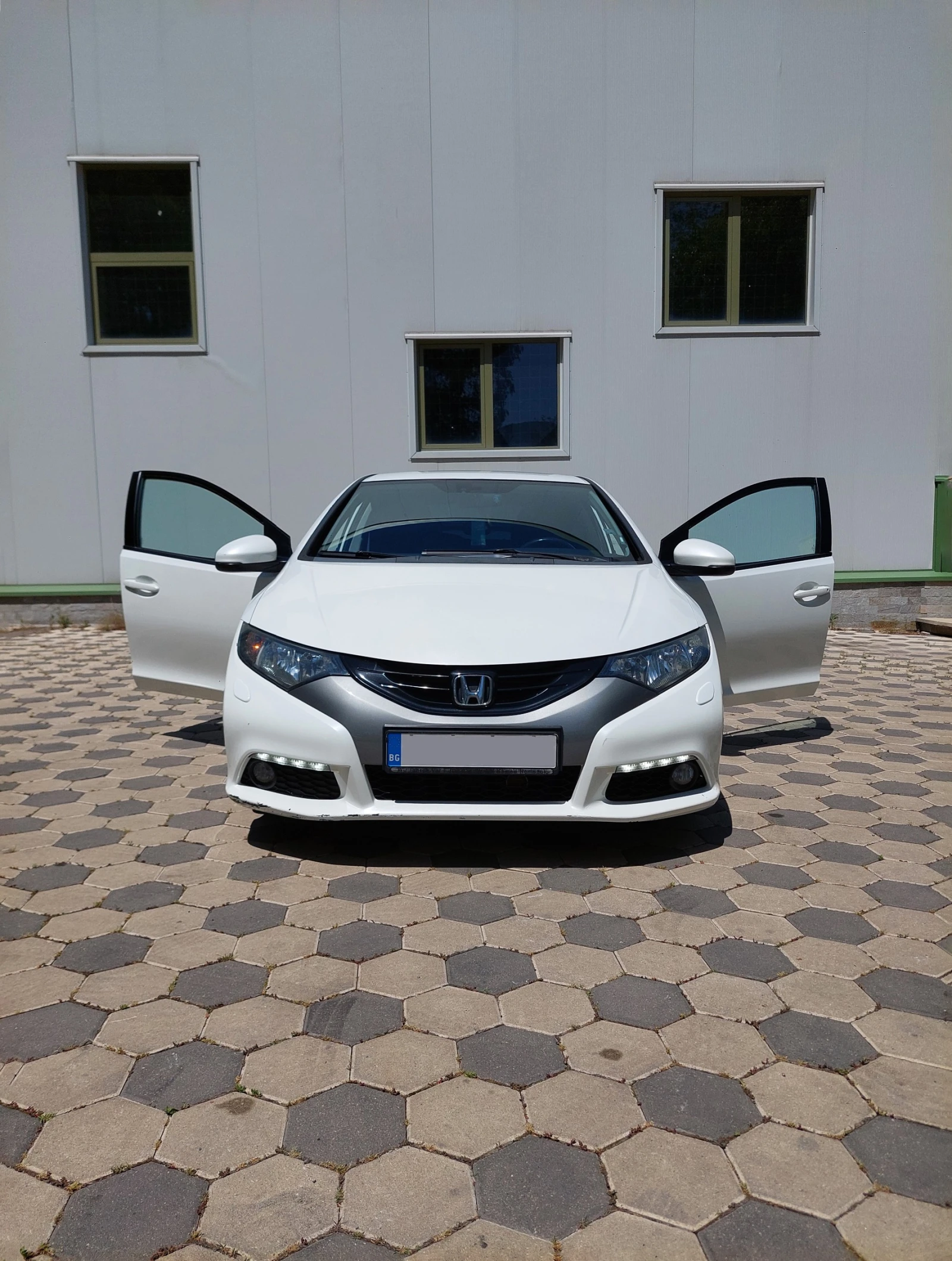 Honda Civic 5DR - изображение 6