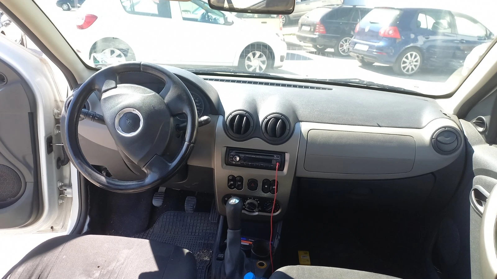 Dacia Sandero 1.4 Бензин/Газ - изображение 6